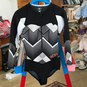 NWOT Roxy girls Wetsuit